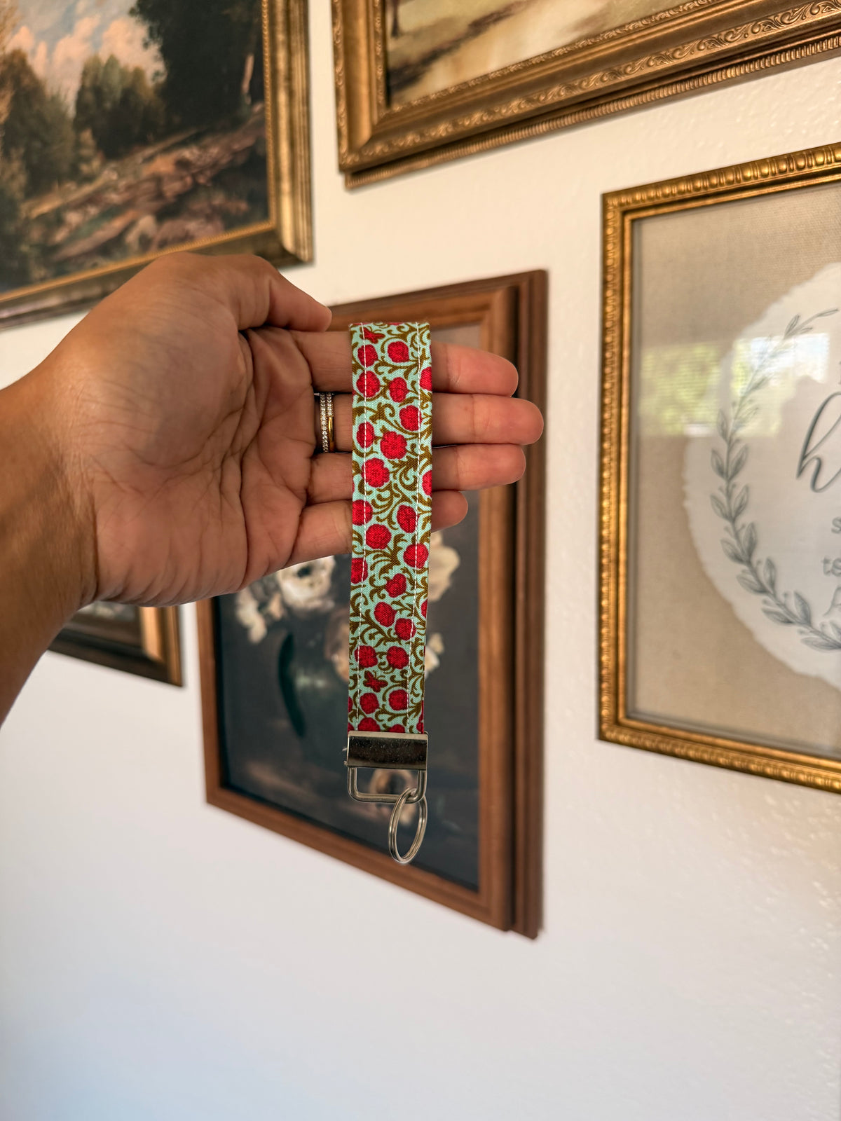 The Sweet Poppy Keychain