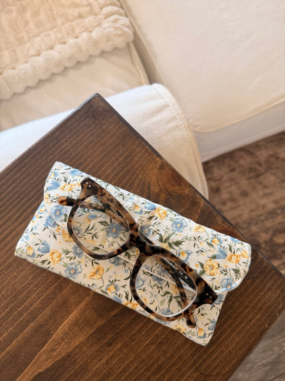 The Daisy Lane Glasses Case