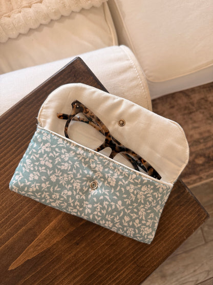 The Cottage Green Glasses Case