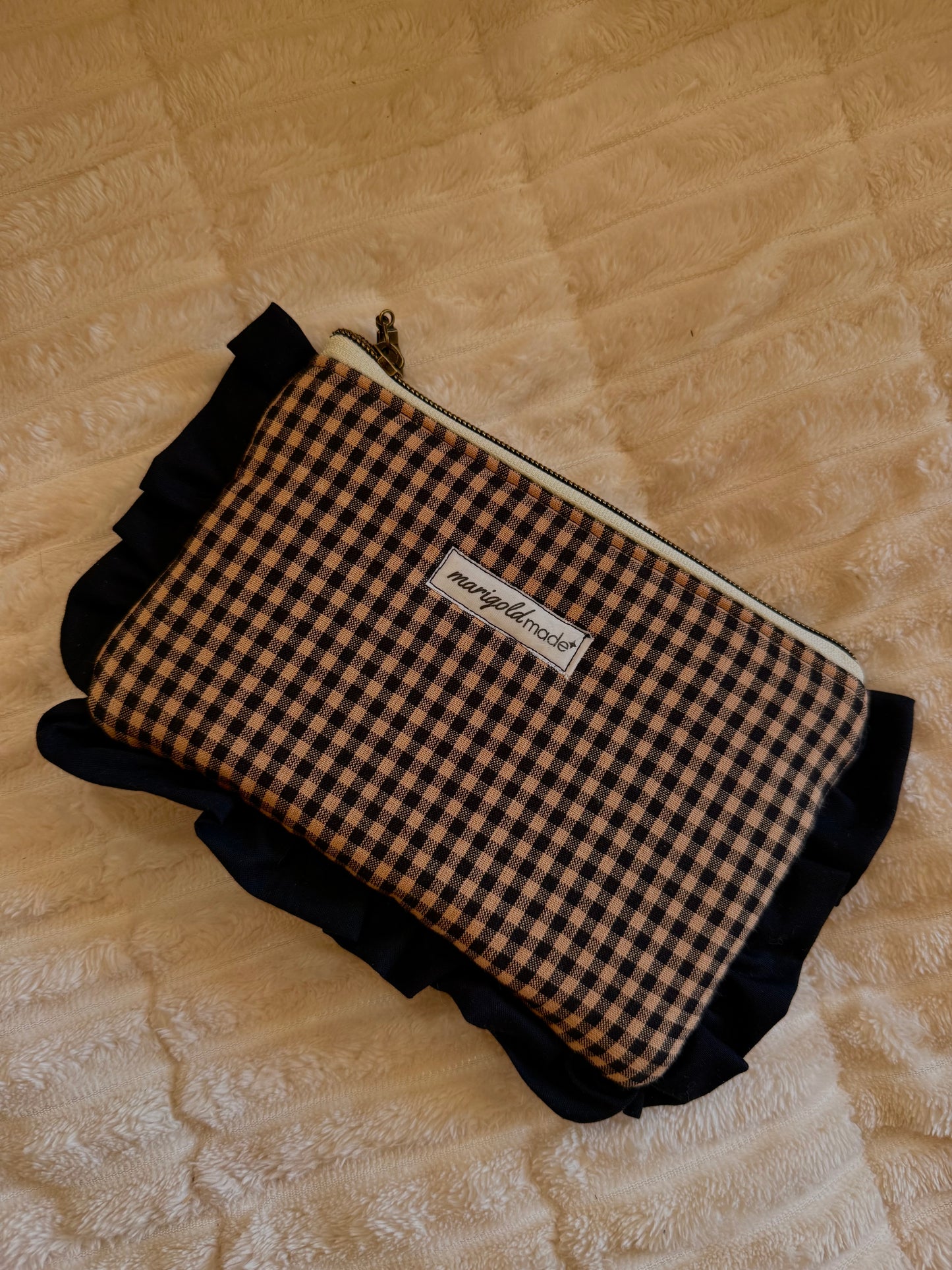 The Small Chestnut Check