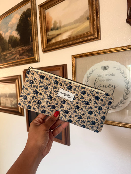 The 19th Century Everyday Pouch