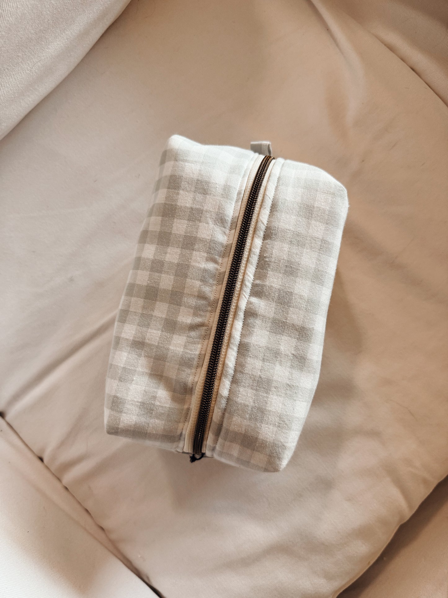 The Mist Check Beauty Bag